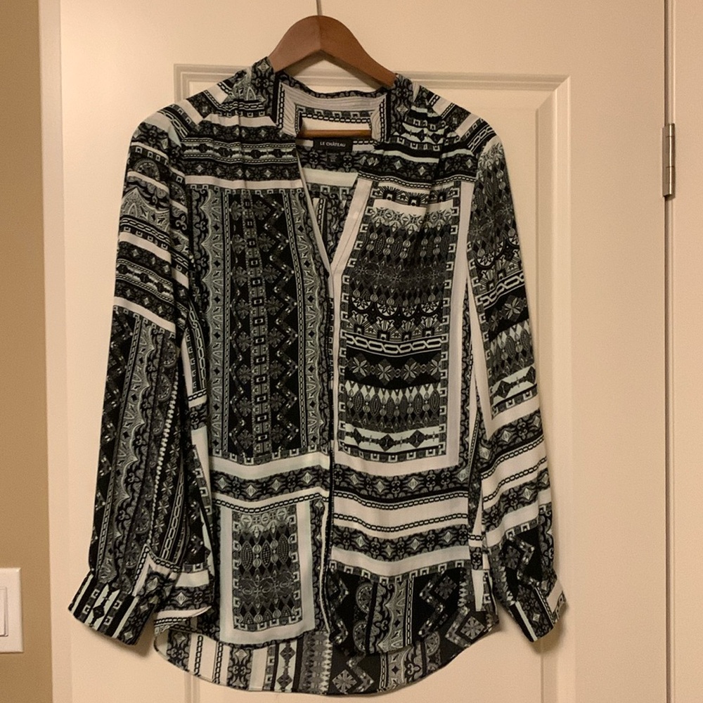 Black and white printed blouse size large. Worn once.